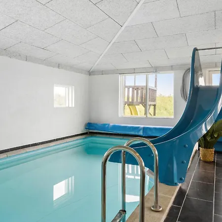 Tatil Evi In With Kitchen Løkken