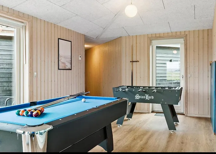 Feriehus In With Kitchen